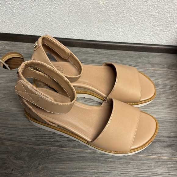 Giani Bernini Women's Constancia Ankle Strap Wedge Sandals - Picture 5 of 7